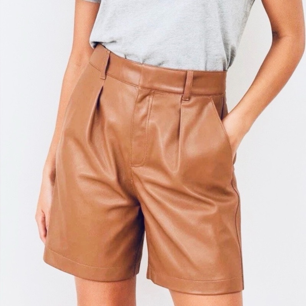 Abercrombie &‎ Fitch high-waisted tailored faux leather shorts relaxed fit Small